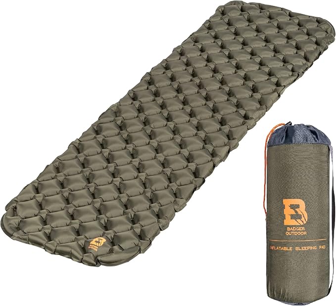 Mil-Tec saliekamā armijas gulta + Badger Outdoor matracis + spilvens komplekts